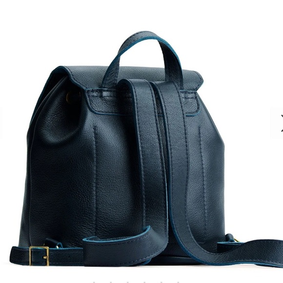 PORTLAND LEATHER COMPANY BUCKET BACKPACK IN CAPE CORAL - Picture 10 of 13